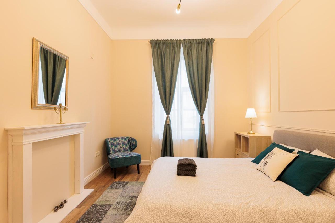 Cozy Apartment In The Historical City Center Timişoara Extérieur photo
